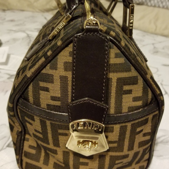 Fendi Handbags - Fendi bag